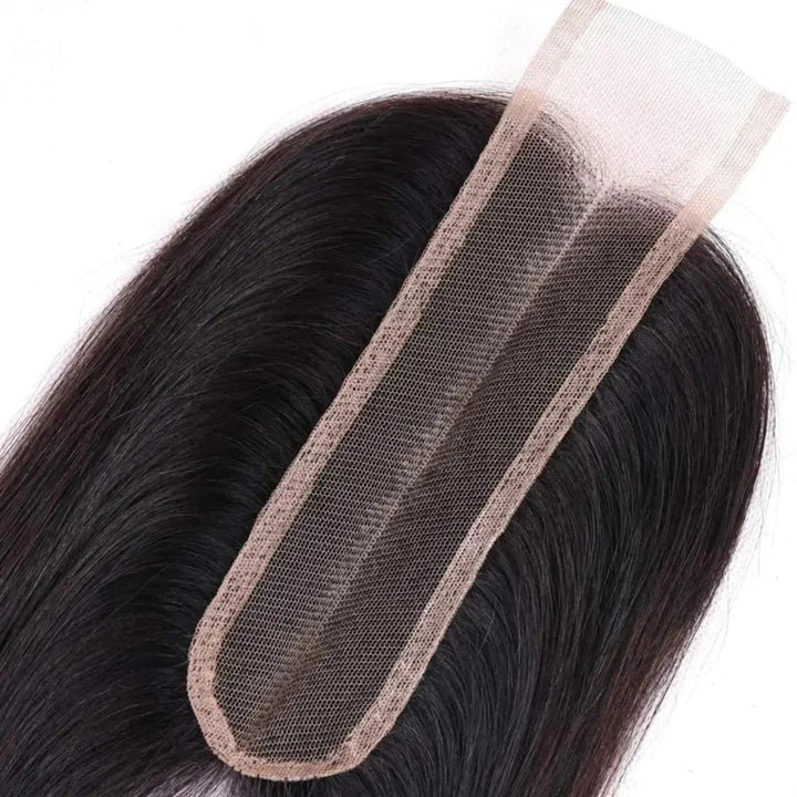 Close-up of Silk Straight closure lace base and hair