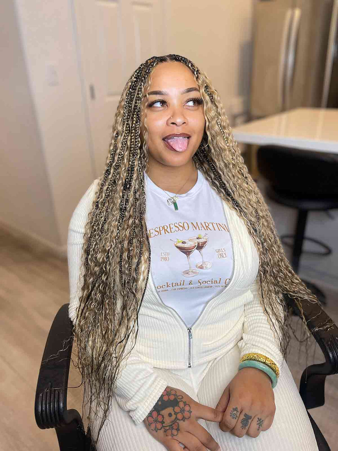 human_braiding_hair_deep_curly