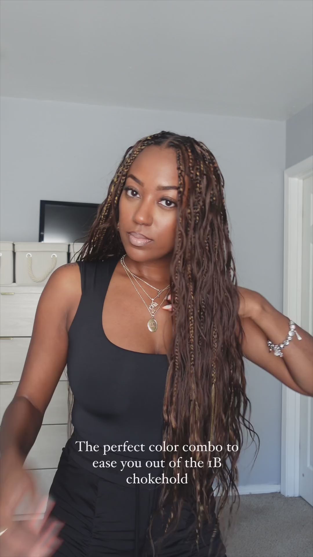 knotless bohemian box braids with color