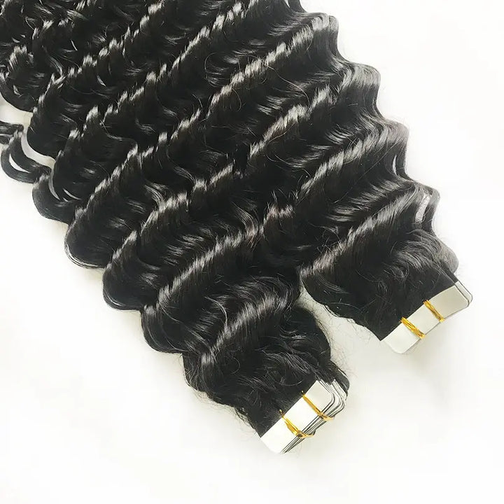 Deep Wave tape-in extensions: Close-up of waves and attachment ends